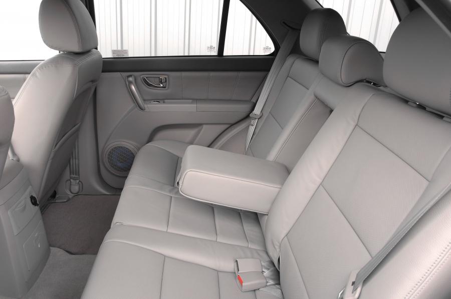  Kia Sorento 2006 года  (фото 5 из 57)